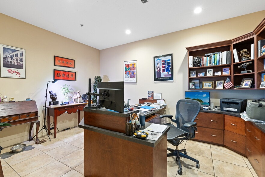 More Photos Of 1356 Bennett Dr, Longwood Distribution For Sale