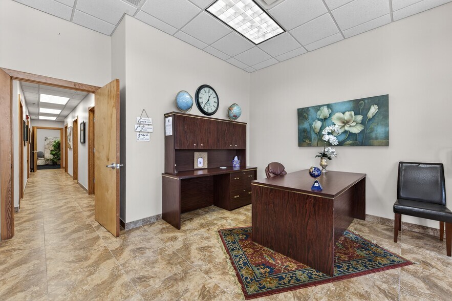 More Photos Of 111 Magnolia Ave, Daytona Beach Office For Sale