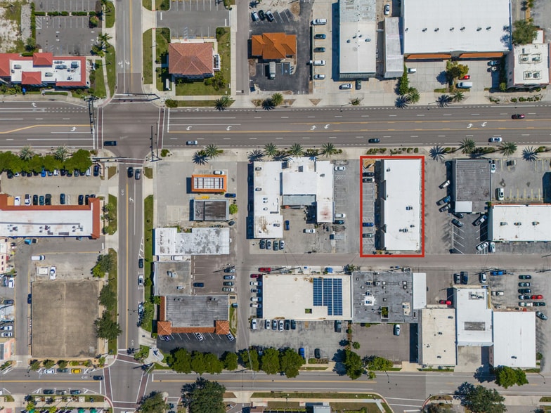 More Photos Of 230 S Tamiami Trl, Venice Medical For Sale