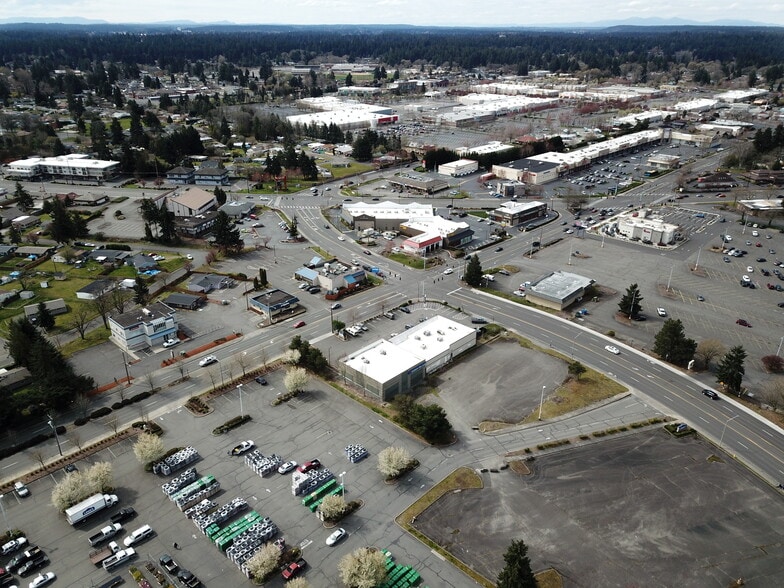 More Photos Of 5211 100th St SW, Lakewood Freestanding For Sale