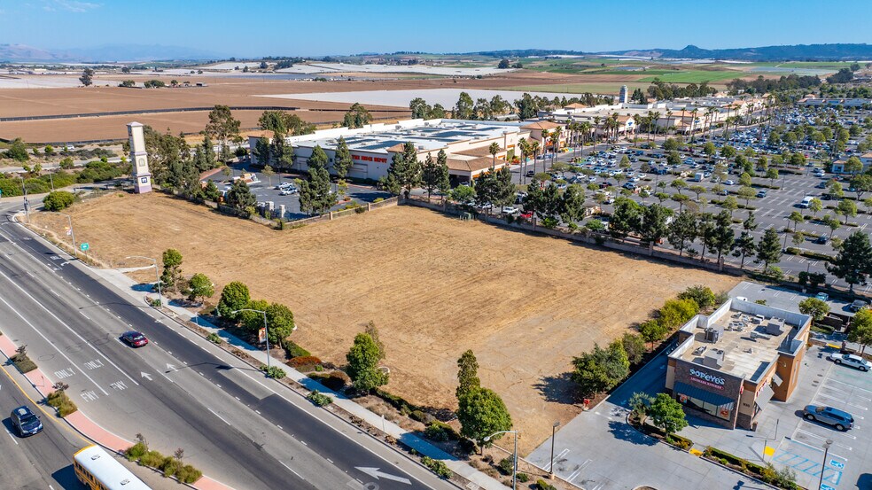 Primary Photo Of 1090 Betteravia Rd, Santa Maria Unknown For Lease