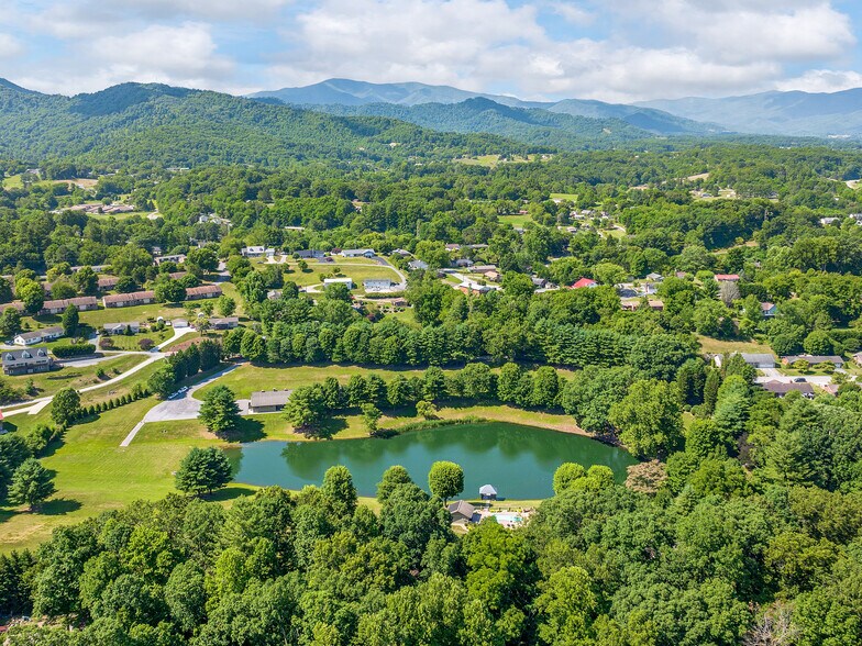 More Photos Of 355 Johnson Dr, Canton Specialty For Sale