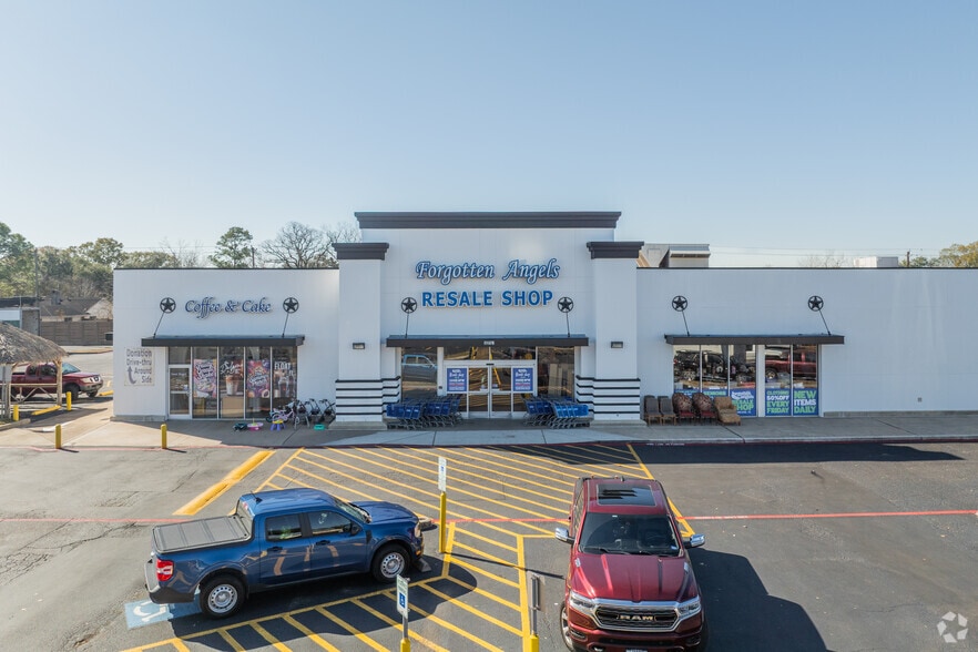 More Photos Of 3216-3254 E Broadway St, Pearland Unknown For Lease