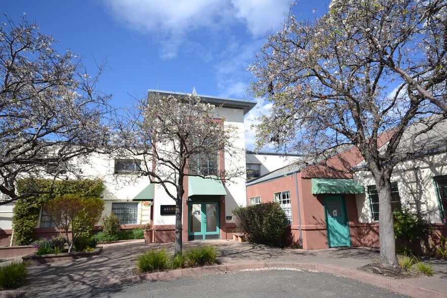 More Photos Of 2261 5th St, Berkeley Unknown For Lease