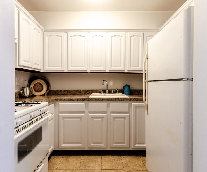 More Photos Of 47 Carroll St, Brooklyn Apartments For Sale