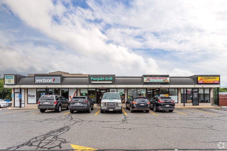 More Photos Of 1237-1249 Worcester Rd, Framingham Unknown For Lease