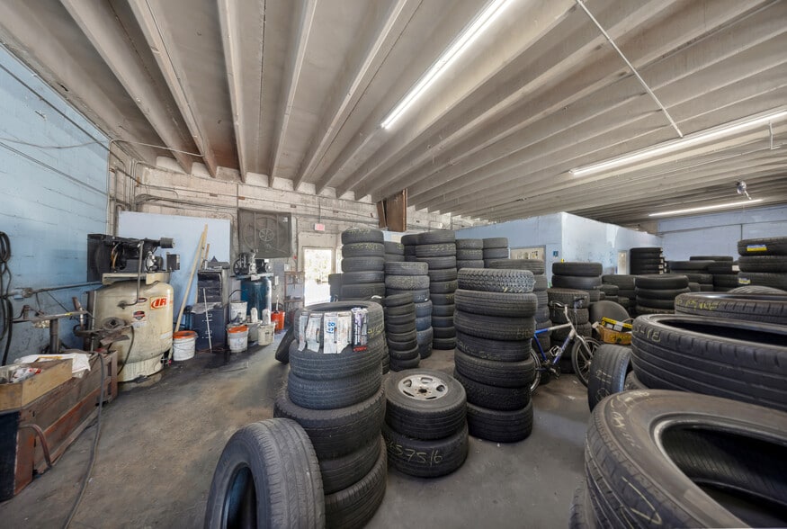 More Photos Of 11300 SW 208th Dr, Miami Service For Sale