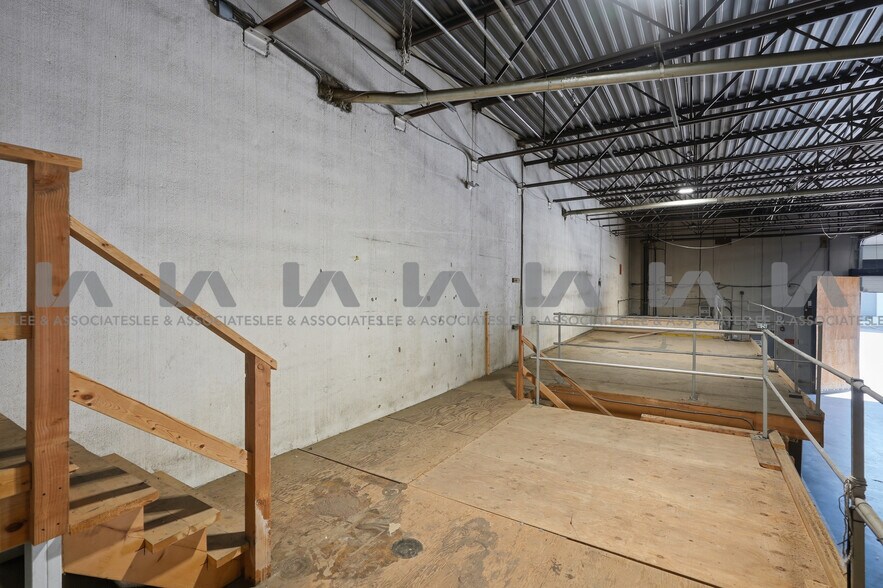 More Photos Of 18788 96th Ave, Surrey Warehouse For Lease