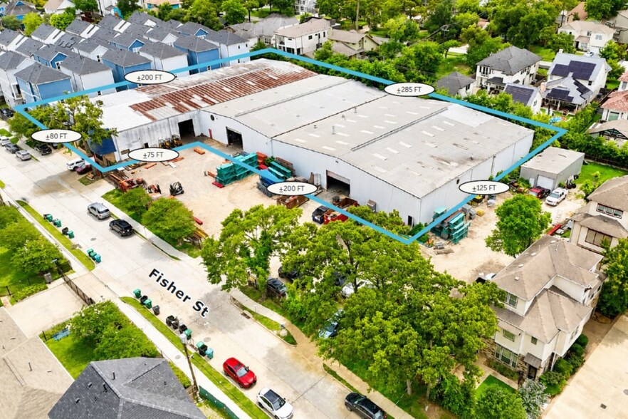 More Photos Of 924 Fisher St, Houston Warehouse For Lease