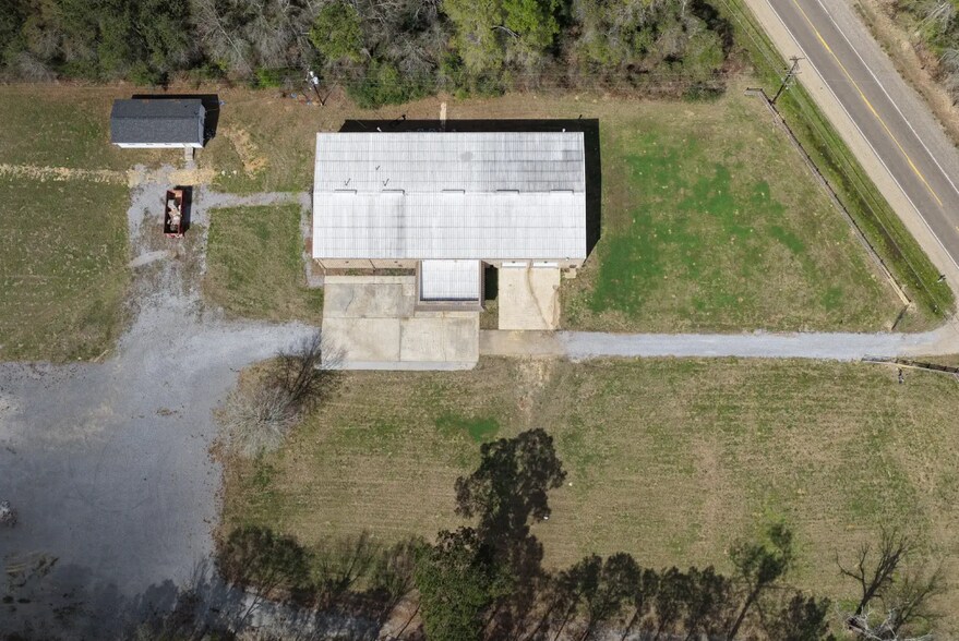 More Photos Of 78263 Highway 25, Folsom Light Manufacturing For Sale