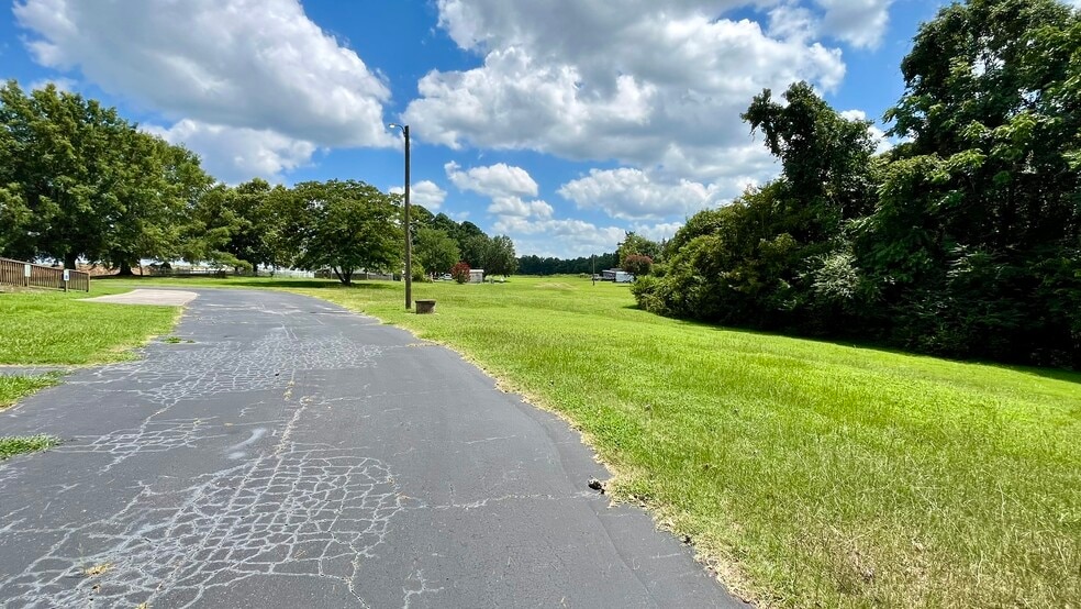 More Photos Of 955 Spring Valley Rd, Henderson Religious Facility For Sale