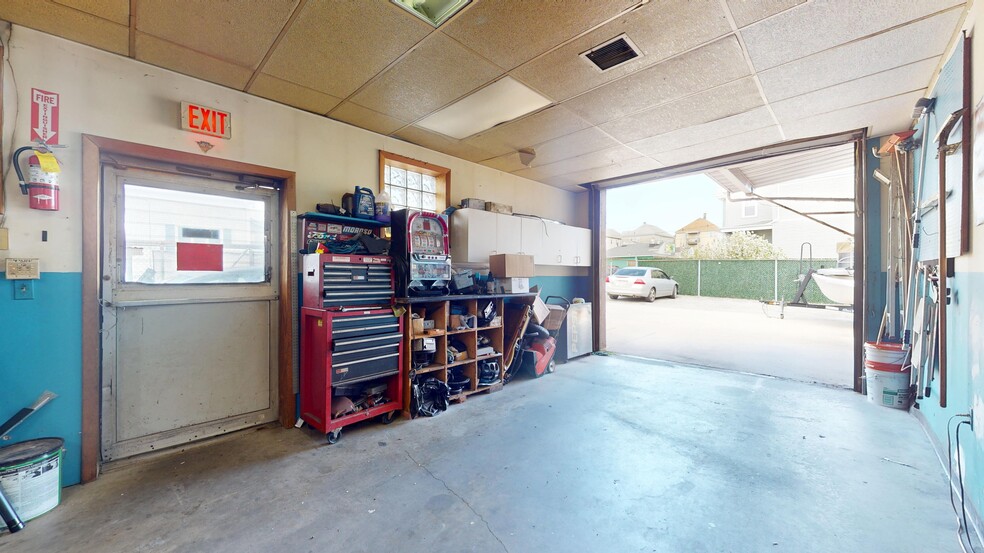 More Photos Of 101 Nash Rd, New Bedford Storefront For Sale