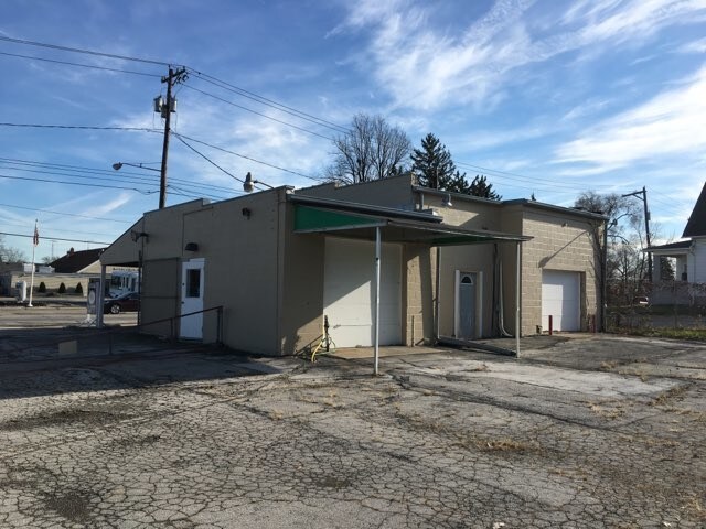 More Photos Of 5517 Lewis Ave, Toledo Freestanding For Sale
