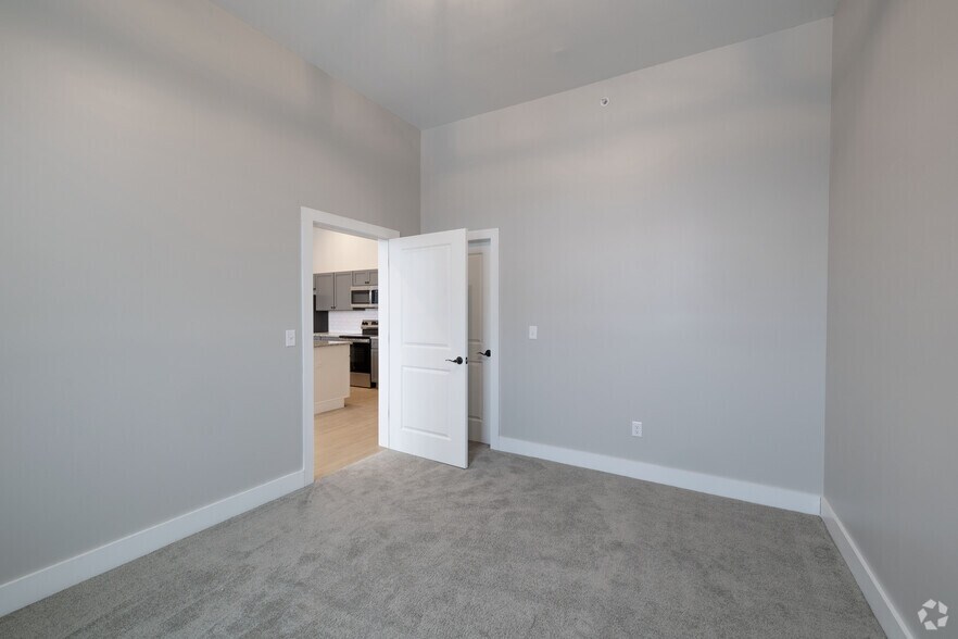 More Photos Of 271-277 State St, Schenectady Apartments For Lease