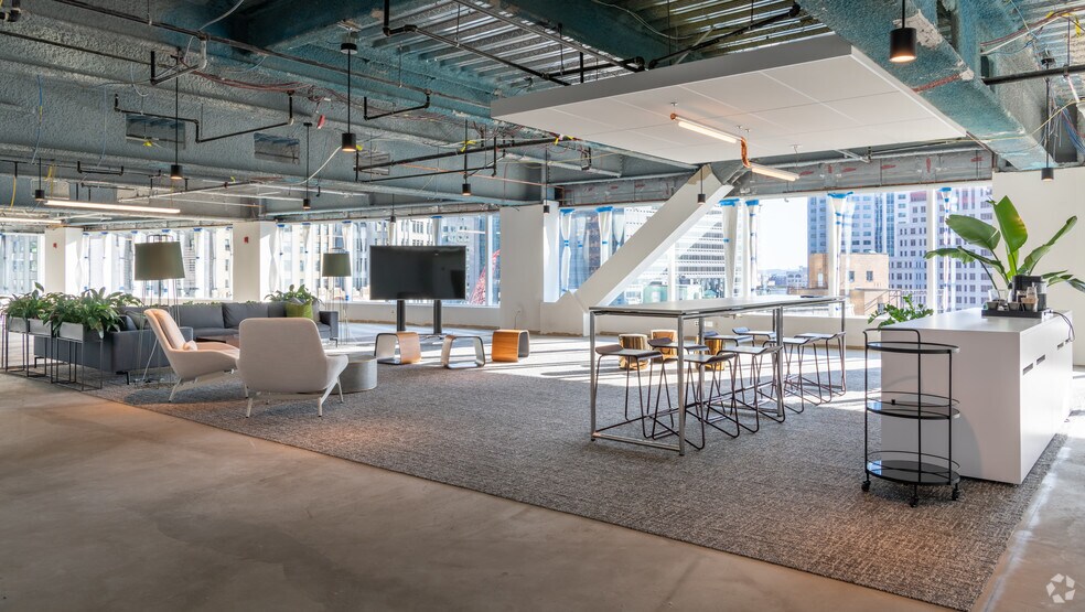 More Photos Of 33 Arch St, Boston Office For Lease