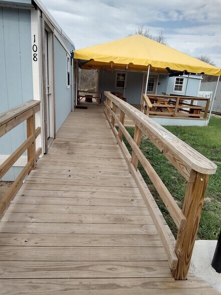 More Photos Of 108 N Main St, Spavinaw Restaurant For Sale