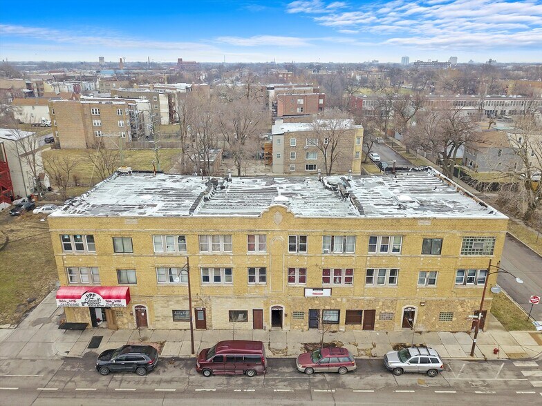 More Photos Of 4300-4310 W 16th St, Chicago Apartments For Sale
