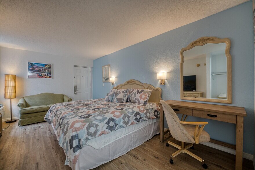 More Photos Of 107 Anastasia Blvd, Saint Augustine Hotel For Sale