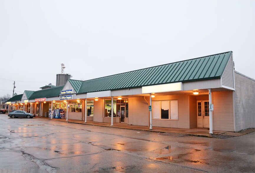 Primary Photo Of 14960-14964 S State Ave, Middlefield Storefront For Lease