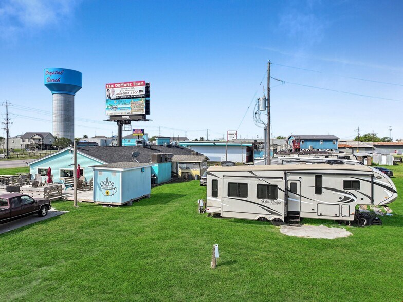 More Photos Of 1923 Hwy 87, Crystal Beach Freestanding For Sale