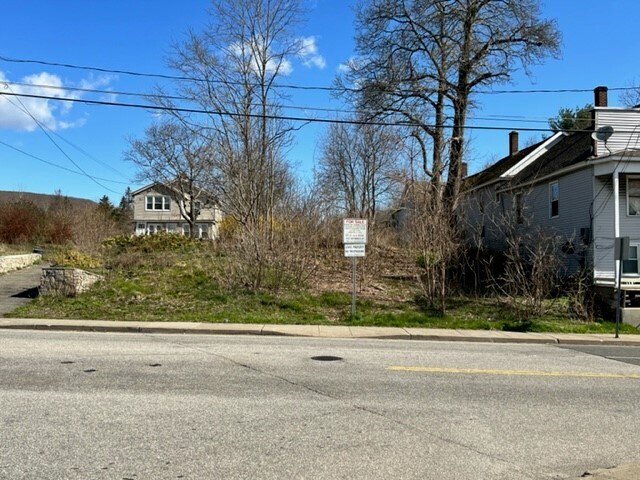 More Photos Of 174 North Elm, Torrington Land For Sale