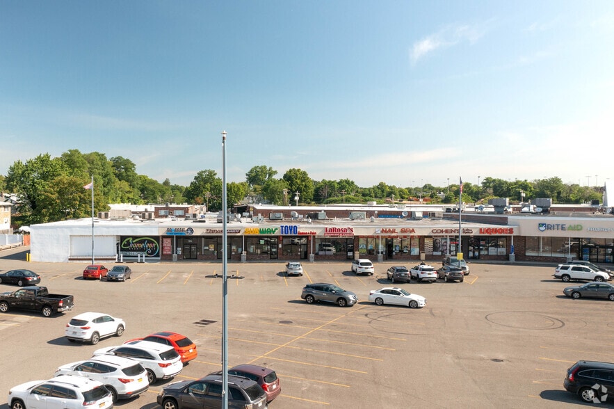 More Photos Of 490-520 Hempstead Tpke, West Hempstead Unknown For Lease