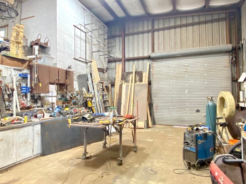 More Photos Of 315 31st St, Galveston Warehouse For Sale
