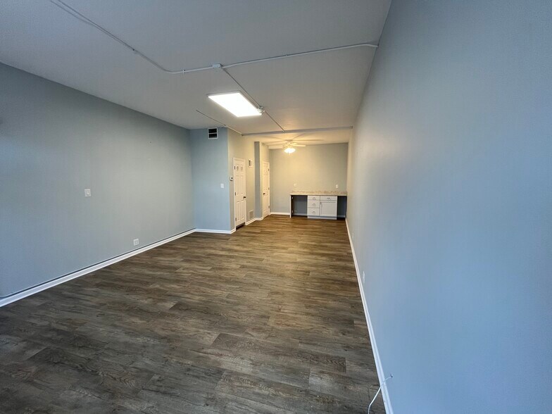 More Photos Of 10341 Southwest Hwy, Chicago Ridge Freestanding For Lease