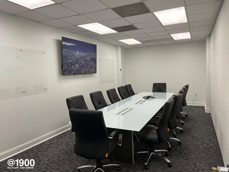 More Photos Of 1900 The Exchange SE, Atlanta Office For Sale