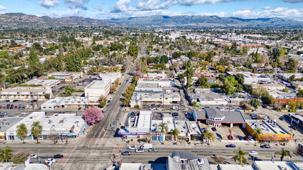 More Photos Of 21627 Sherman Way, Canoga Park Storefront For Sale