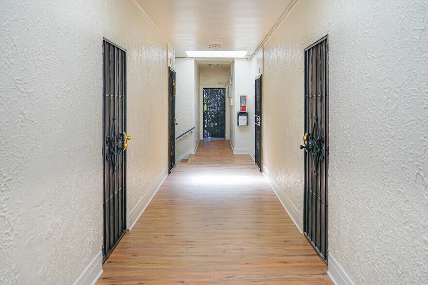 More Photos Of 4529-4533 S Vermont Ave, Los Angeles Storefront Retail Residential For Sale