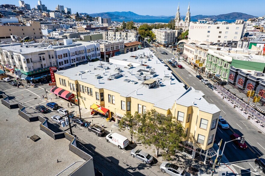 More Photos Of 1408-1426 Stockton St, San Francisco Apartments For Lease