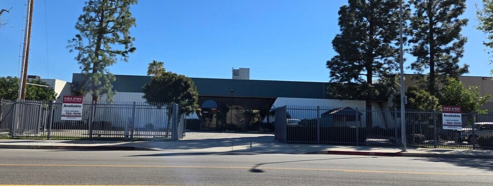 Primary Photo Of 20554 Plummer St, Chatsworth Manufacturing For Lease