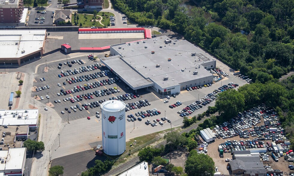 More Photos Of 8317 W North Ave, Melrose Park Schools For Sale