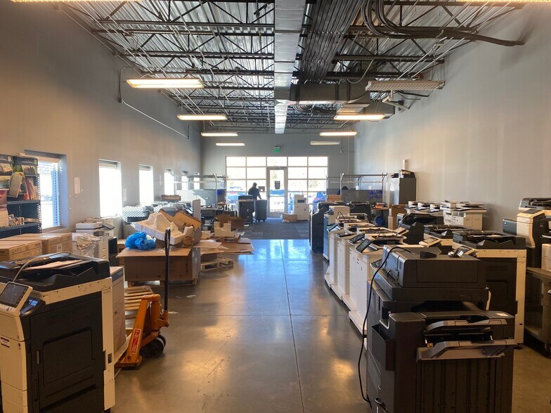 More Photos Of 7251 Appling Farms Pky, Memphis Warehouse For Lease
