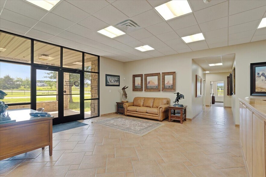 More Photos Of 350 Nails Crossing Rd, Caddo Warehouse For Sale