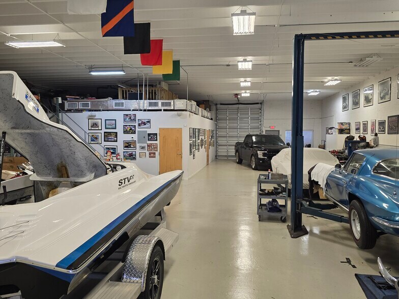 More Photos Of 1210 NE 8th Ave, Fort Lauderdale Warehouse For Sale