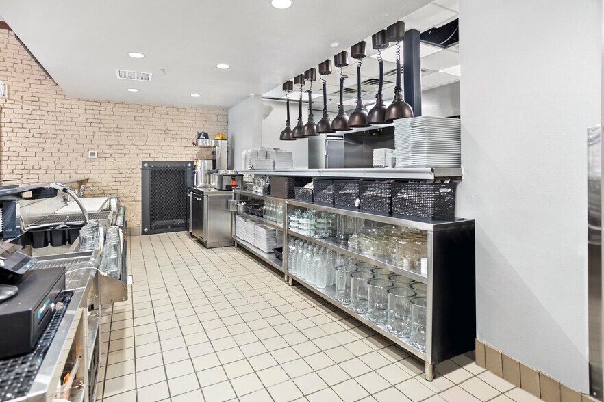 More Photos Of 7 1st St SE, Minot Specialty For Sale