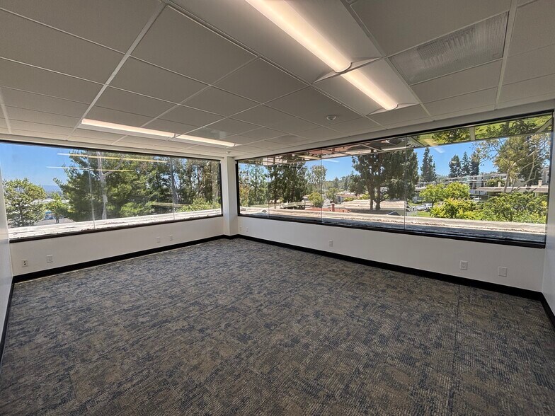 More Photos Of 23291 Mill Creek Dr, Laguna Hills Medical For Lease