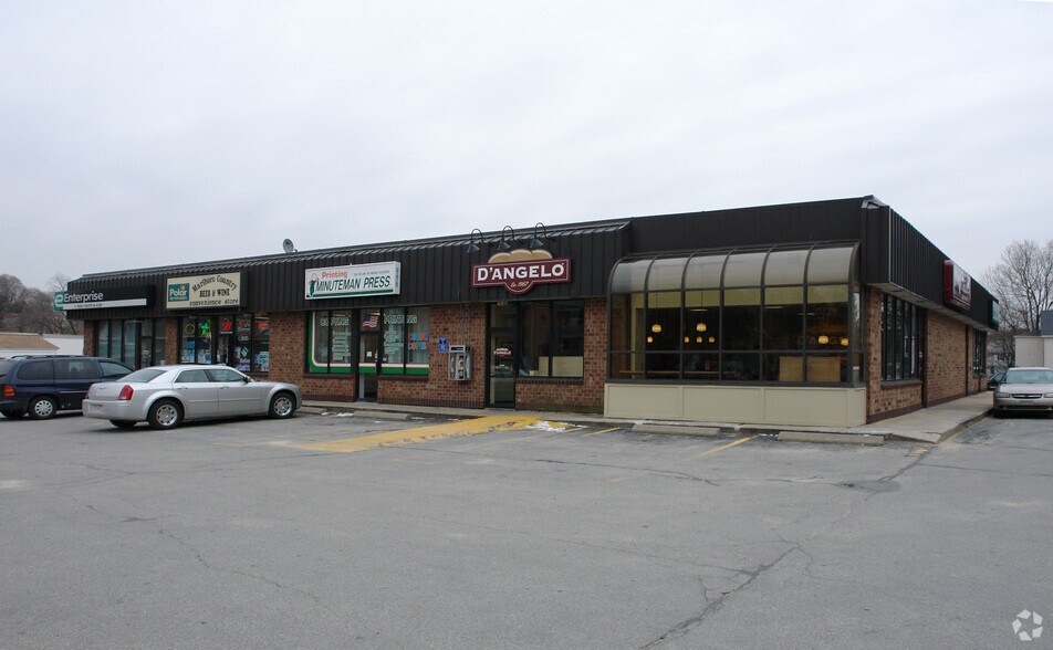 Primary Photo Of 286 W Main St, Marlborough Freestanding For Lease