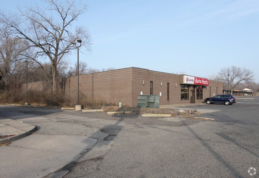 More Photos Of 8810 Lyndale Ave S, Bloomington Freestanding For Lease