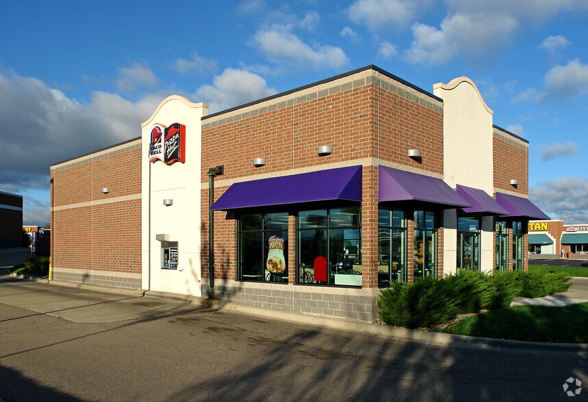 More Photos Of 1198 Vierling Dr E, Shakopee Unknown For Lease