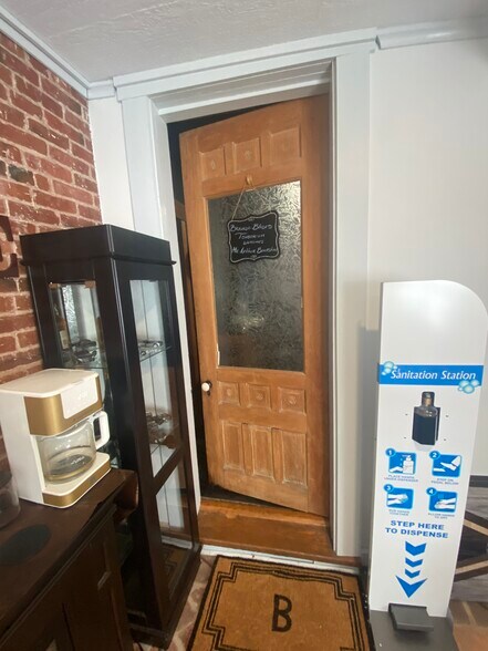 More Photos Of 120 N Main St, Englewood Loft Creative Space For Sale