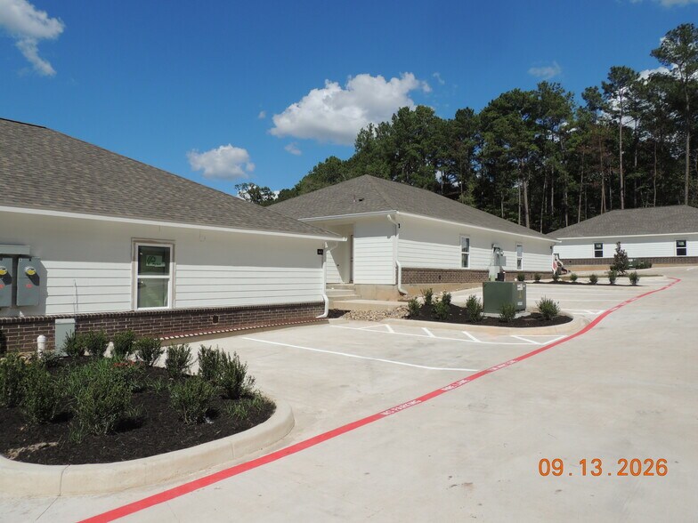 More Photos Of 103 Summer Pl, Huntsville Apartments For Sale