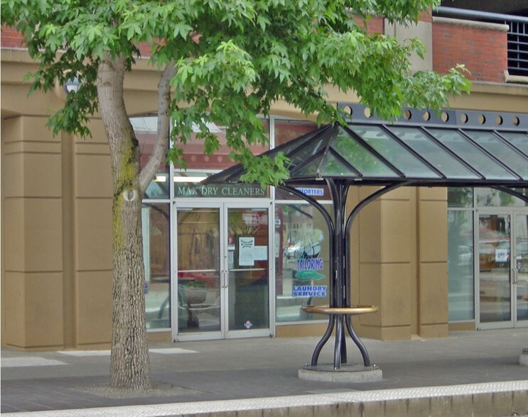 More Photos Of 202-210 NW 1st Ave, Portland Parking Garage For Lease