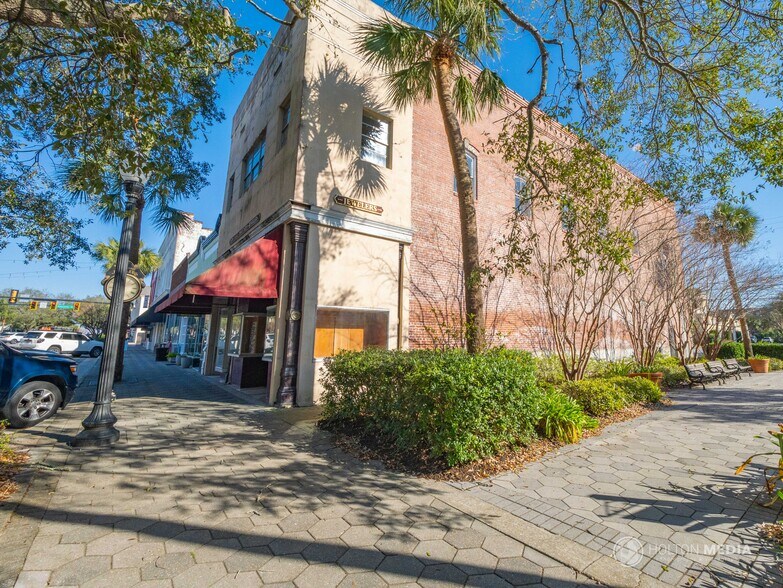 More Photos Of 1418 Newcastle St, Brunswick Storefront For Sale