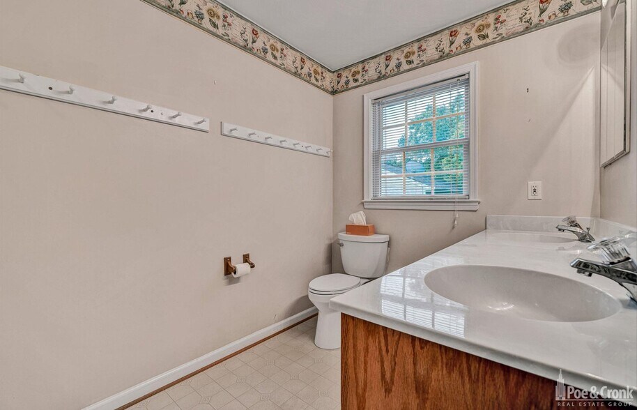 More Photos Of 1314 Archbold Ave NE, Roanoke Apartments For Sale