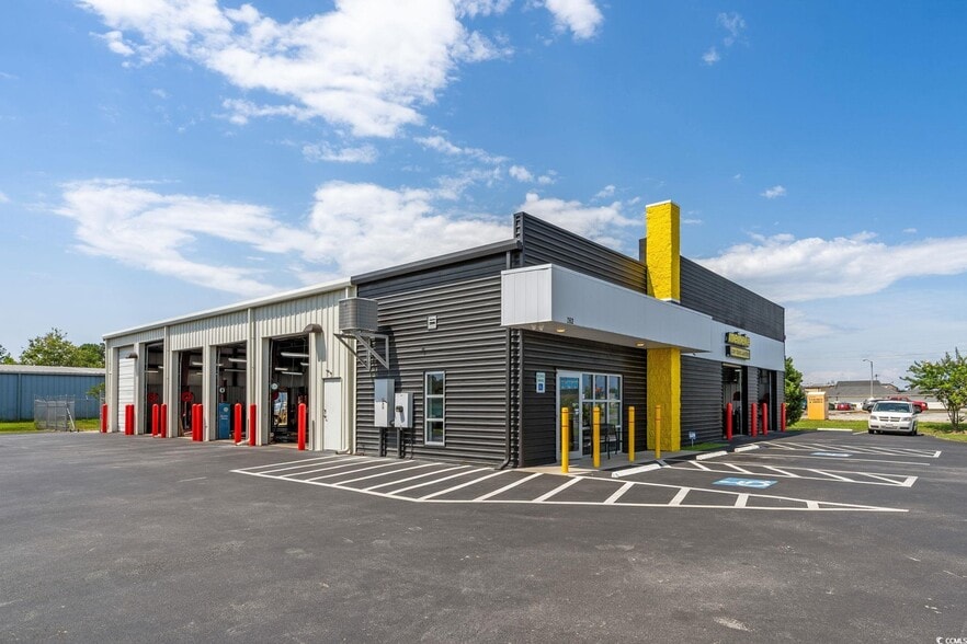 More Photos Of 362 George Bishop Pky, Myrtle Beach Auto Repair For Sale