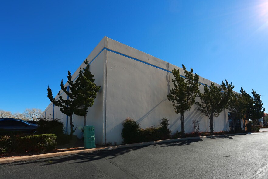 More Photos Of 999 E Fry Blvd, Sierra Vista Unknown For Lease