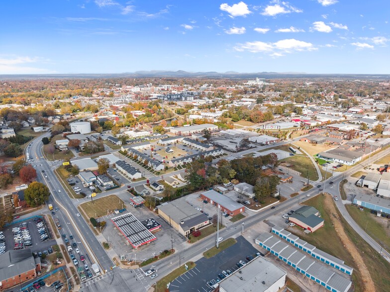 More Photos Of 636 Industrial Blvd, Gainesville Warehouse For Sale